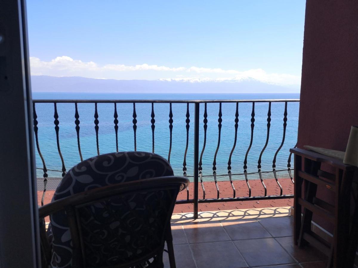 Villa Eros Apartments Струга Екстериор снимка